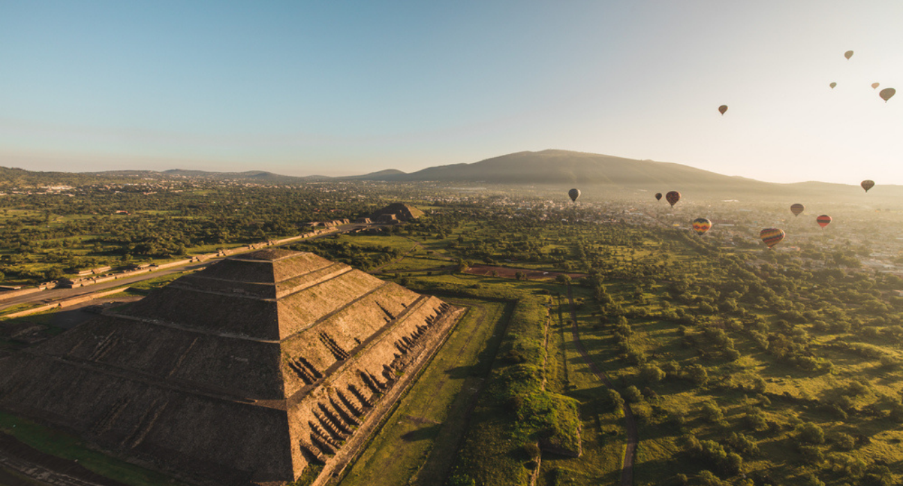 Voos de balão de ar quente em Teotihuacan