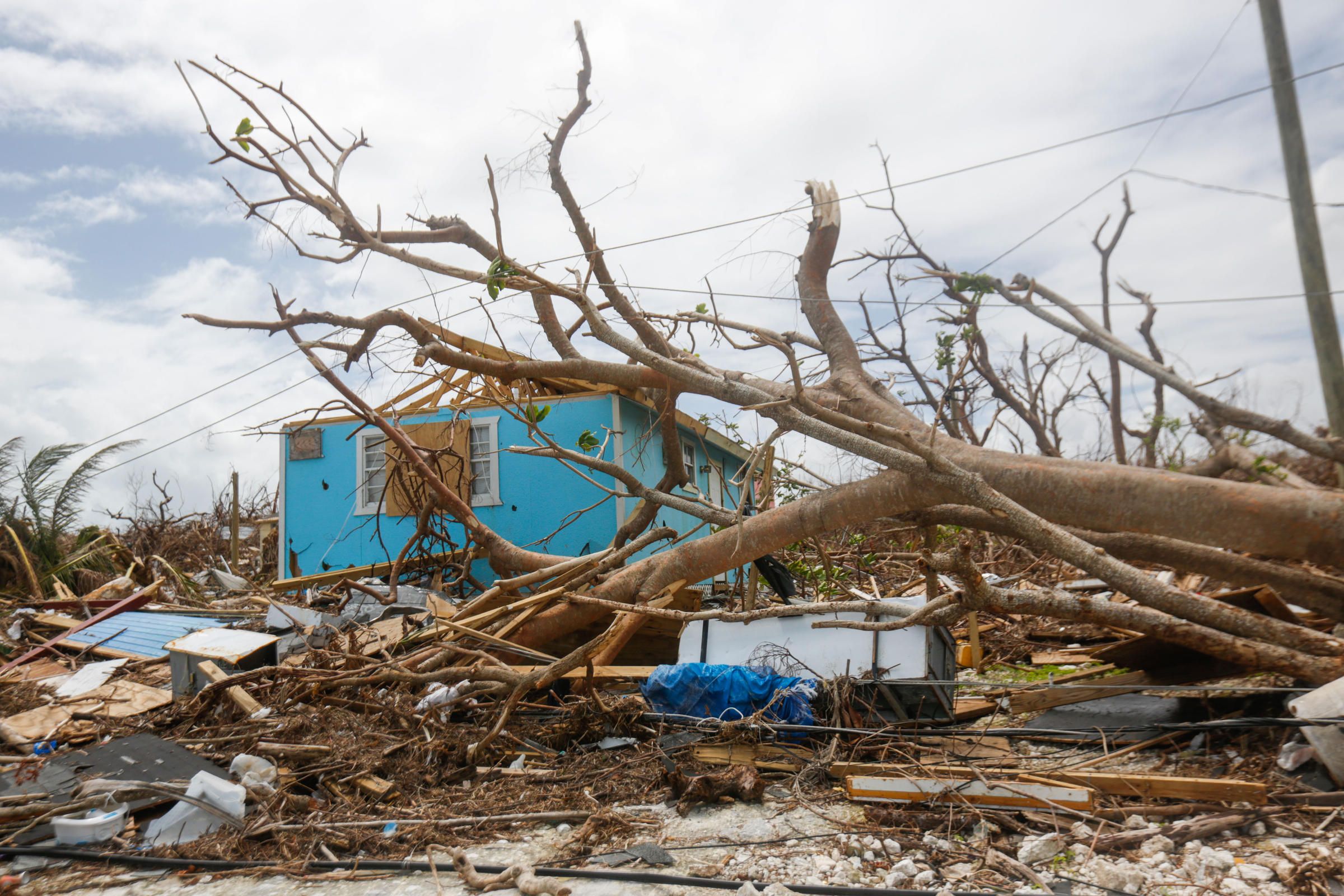 forte furacão nas bahamas