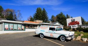 Old Howard Johnson's restaurant and delivery car